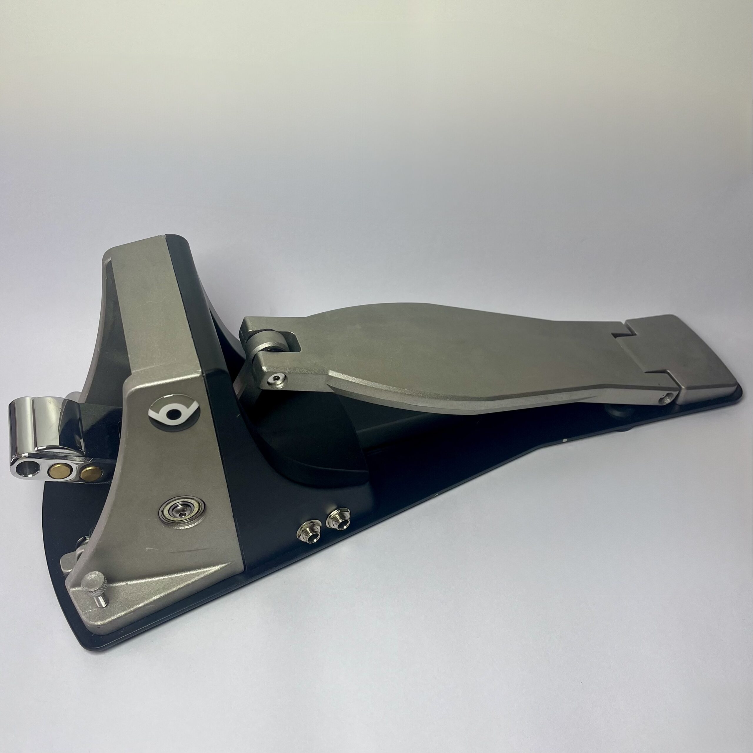 Pad + pedal + trigger en una sola pieza